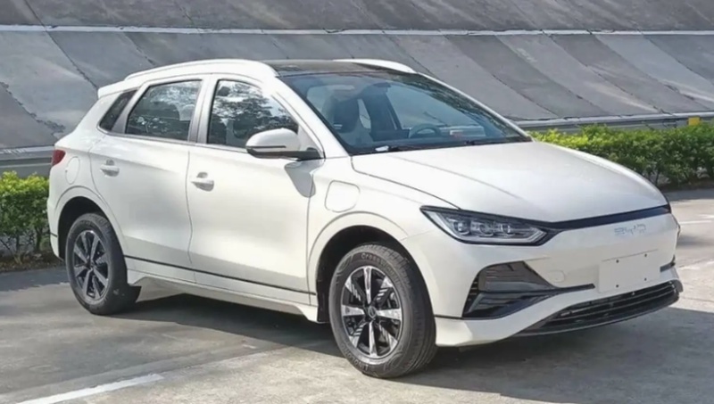 Лобовое стекло от BYD e2 luxury